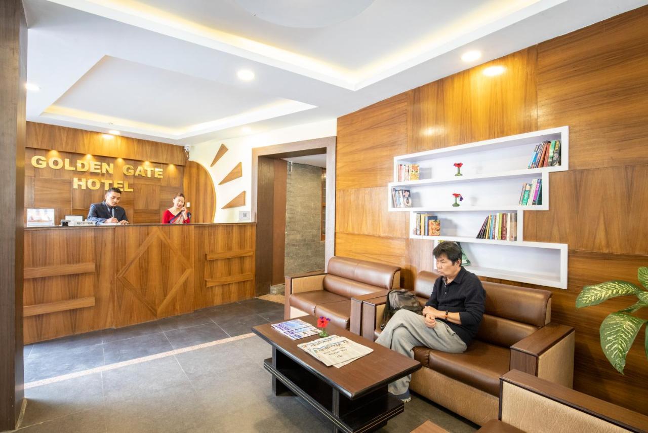 Golden Gate Hotel Pokhara Bagian luar foto